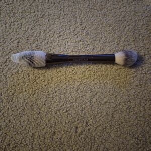 Hourglass Veil Powder Makeup Brush *PLEASE READ*